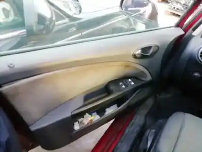 Veículo de Sucata seat leon (1p1) 1.9 tdi do ano 2005 alimentado bkc