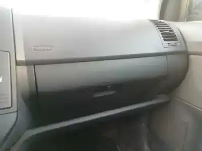 Vehicul casat volkswagen polo (9n3) advance al anului 2006 alimentat bky