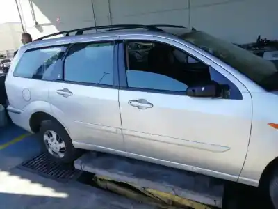 Здавання транспортного засобу ford focus berlina (cak) 1.8 tdci cat року 2002 потужний ffda