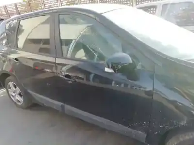 Veicolo di demolizione renault scenic iii 1.5 dci diesel fap dell'anno 2013 alimentato k9k846