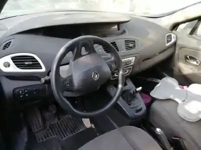 Veicolo di demolizione renault scenic iii 1.5 dci diesel fap dell'anno 2013 alimentato k9k846