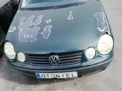 Veicolo di demolizione volkswagen polo (9n1) conceptline dell'anno 2003 alimentato azq