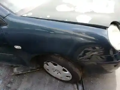 Veicolo di demolizione volkswagen polo (9n1) conceptline dell'anno 2003 alimentato azq