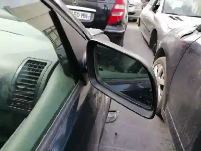 Veicolo di demolizione volkswagen polo (9n1) conceptline dell'anno 2003 alimentato azq