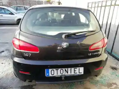 Veicolo di demolizione alfa romeo 147 (190) 1.6 16v cat dell'anno 2006 alimentato ar37203