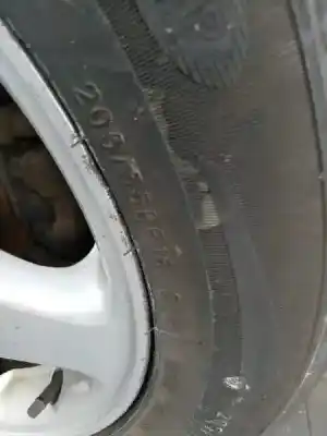 Здавання транспортного засобу nissan almera tino (v10m) ambience року 2002 потужний yd22