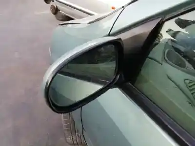 Здавання транспортного засобу nissan almera tino (v10m) ambience року 2002 потужний yd22