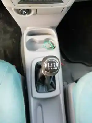 Здавання транспортного засобу nissan almera tino (v10m) ambience року 2002 потужний yd22