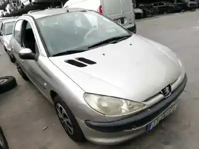 Scrapping Vehicle peugeot 206 berlina x-line of the year 2004 powered kfw
