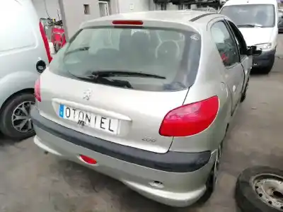 Scrapping Vehicle peugeot 206 berlina x-line of the year 2004 powered kfw