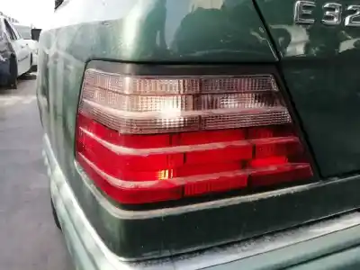 Здавання транспортного засобу mercedes-benz clase e (w124) berlina 320 e / e 320 (124.032) року 1994 потужний 104