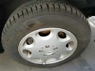 Здавання транспортного засобу mercedes-benz clase e (w124) berlina 320 e / e 320 (124.032) року 1994 потужний 104