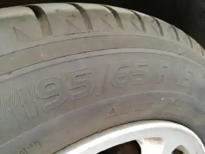 Здавання транспортного засобу mercedes-benz clase e (w124) berlina 320 e / e 320 (124.032) року 1994 потужний 104