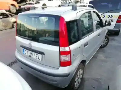Vehicul casat fiat panda (169) 1.2 8v dynamic al anului 2010 alimentat 188a4.000