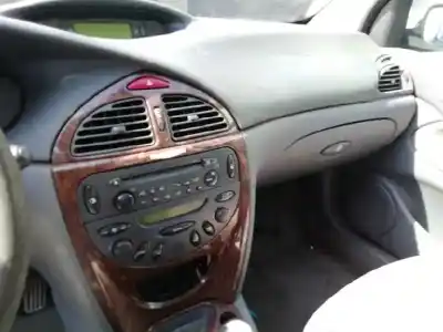 Здавання транспортного засобу citroen c5 berlina 2.0 hdi sx року 2001 потужний rhz