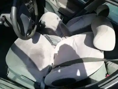 Здавання транспортного засобу citroen c5 berlina 2.0 hdi sx року 2001 потужний rhz