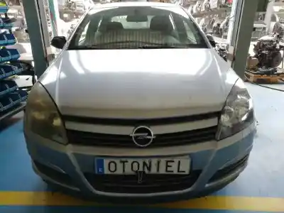 Здавання транспортного засобу opel astra h berlina cosmo року 2004 потужний z16xep