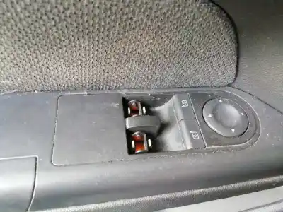 Здавання транспортного засобу opel astra h berlina cosmo року 2004 потужний z16xep