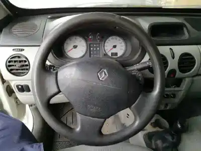 Veículo de Sucata renault kangoo (f/kc0) 1.5 dci diesel 82 cv / 60 kw do ano 2004 alimentado k9k b7