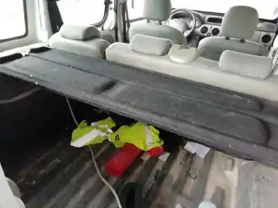 Veículo de Sucata renault kangoo (f/kc0) 1.5 dci diesel 82 cv / 60 kw do ano 2004 alimentado k9k b7