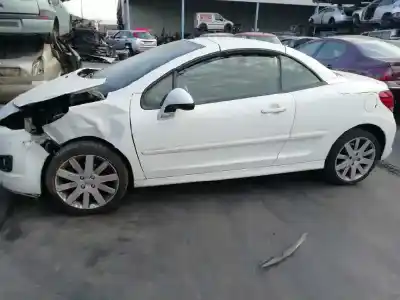 Veículo de Sucata peugeot 207 cc (wd_) 1.6 16v do ano 2011 alimentado g-5fs o 5f01