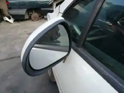 Veículo de Sucata peugeot 207 cc (wd_) 1.6 16v do ano 2011 alimentado g-5fs o 5f01