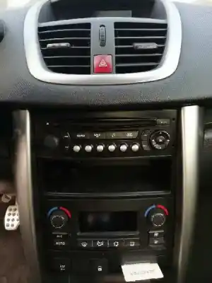 Veículo de Sucata peugeot 207 cc (wd_) 1.6 16v do ano 2011 alimentado g-5fs o 5f01