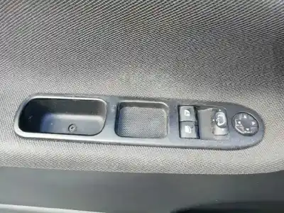 Veículo de Sucata peugeot 207 cc (wd_) 1.6 16v do ano 2011 alimentado g-5fs o 5f01