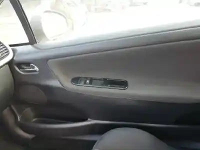 Veículo de Sucata peugeot 207 cc (wd_) 1.6 16v do ano 2011 alimentado g-5fs o 5f01