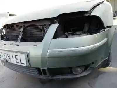 Vehicul casat volkswagen passat berlina (3b3) v6 tdi highline al anului 2002 alimentat akn