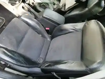 Vehicul casat volkswagen passat berlina (3b3) v6 tdi highline al anului 2002 alimentat akn