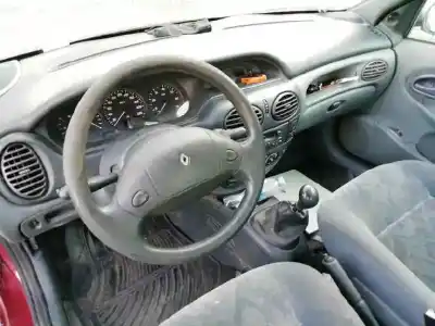 Scrapping Vehicle renault megane i classic (la0) 1.6e rn of the year 1997 powered k7m
