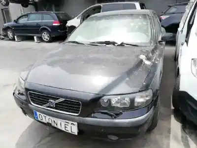 Scrapping Vehicle VOLVO S60 BERLINA T5 Momentum (2004->) of the year 2003 powered B5244T5
