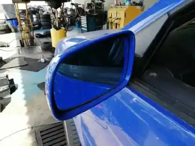 Vehicul casat volkswagen golf iv berlina (1j1) conceptline al anului 1999 alimentat agr