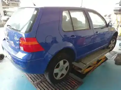 Vehicul casat volkswagen golf iv berlina (1j1) conceptline al anului 1999 alimentat agr