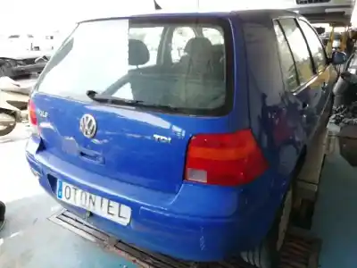 Vehicul casat volkswagen golf iv berlina (1j1) conceptline al anului 1999 alimentat agr