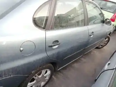 Véhicule à la ferraille seat cordoba berlina (6l2) 1.4 16v de l'année 2006 alimenté bxw
