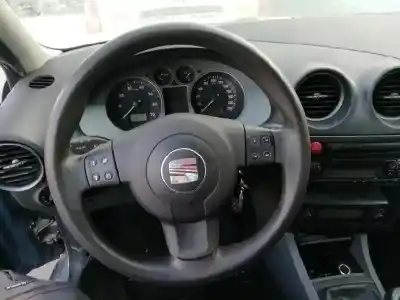 Véhicule à la ferraille seat cordoba berlina (6l2) 1.4 16v de l'année 2006 alimenté bxw