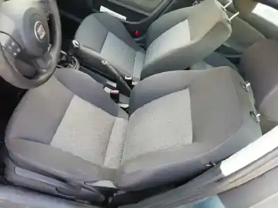 Véhicule à la ferraille seat cordoba berlina (6l2) 1.4 16v de l'année 2006 alimenté bxw