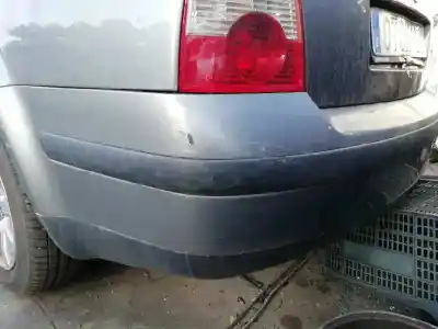 Здавання транспортного засобу volkswagen passat berlina (3b3) advance року 2004 потужний awx