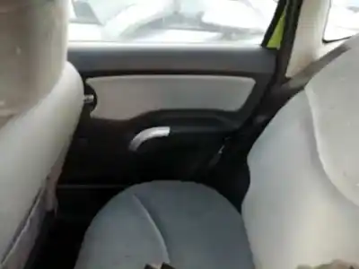 Veículo de Sucata citroen c3 1.4 do ano 2004 alimentado kfv