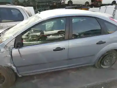 Vehicul casat ford focus berlina (cap) ambiente (d) al anului 2005 alimentat hhda