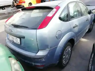 Vehicul casat ford focus berlina (cap) ambiente (d) al anului 2005 alimentat hhda