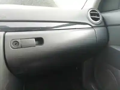 Vehicul casat mazda 3 sedán (bk) 1.6 (bk12) al anului 2005 alimentat z6