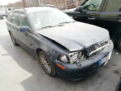 Здавання транспортного засобу VOLVO                                              V40 FAMILIAR                                                                                                                                                                                                                                               2.0 T                                                                                                                                                                                                                                                      року 2002 потужний B4204T3