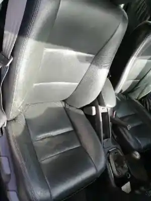 Здавання транспортного засобу volvo                                              v40 familiar                                                                                                                                                                                                                                               2.0 t                                                                                                                                                                                                                                                      року 2002 потужний b4204t3