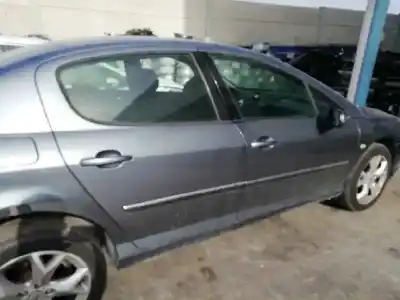 Véhicule à la ferraille peugeot 407 st confort de l'année 2004 alimenté rhr