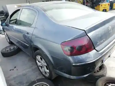 Véhicule à la ferraille peugeot 407 st confort de l'année 2004 alimenté rhr