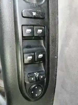 Véhicule à la ferraille peugeot 407 st confort de l'année 2004 alimenté rhr