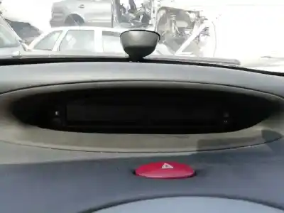 Véhicule à la ferraille citroen xsara picasso (n68) 1.6 hdi de l'année 2010 alimenté 9hx